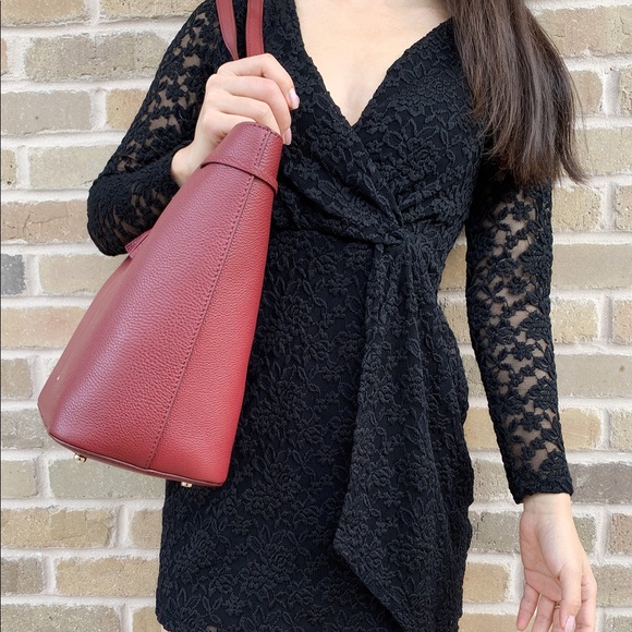 ‼️SALE‼️ Kate spade dark red large tote bow - Picture 3 of 7